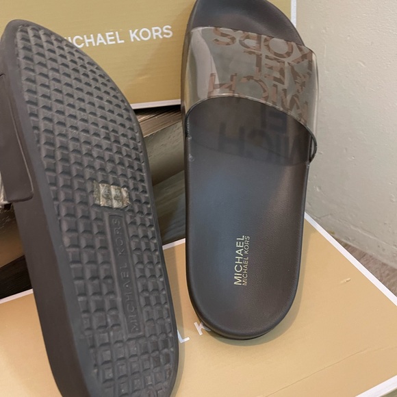 Michael Kors Gilmore Slides worn once - Picture 2 of 4